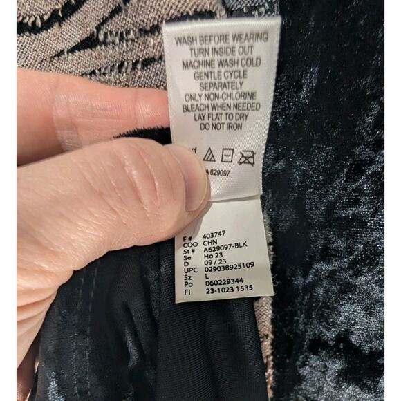 LOGO Women's Lavish Lori Goldstein Black Burnout Velvet Tunic Top L Whimsigoth - Picture 6 of 8